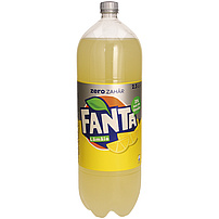 Kohlensäurehaltiges Erfrischungsgetränk "Fanta" mit Zitronengeschmack, mit Süßungsmitteln